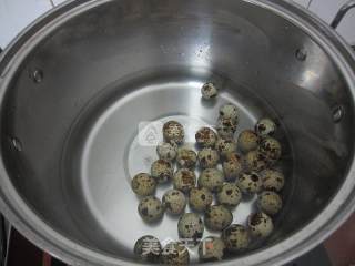 啤酒鹌鹑蛋的做法步骤：2