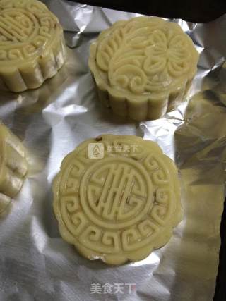 五仁月饼的做法步骤：2
