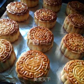 五仁月饼的做法步骤：3