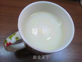 养颜杏仁神仙水的做法步骤：1