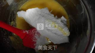 6寸戚风蛋糕的做法步骤：9