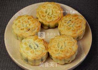 玫瑰枣泥月饼的做法步骤：18