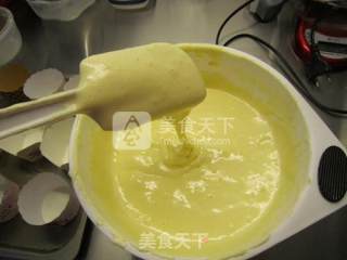 全蛋纸杯海绵蛋糕的做法步骤：10