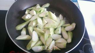 丝瓜炒火腿的做法步骤：4