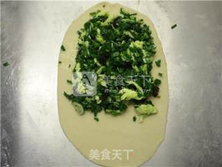 三鲜馅的烤韭菜盒子的做法步骤：15
