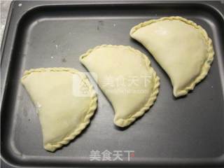 三鲜馅的烤韭菜盒子的做法步骤：18