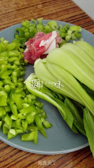 清汤面的做法步骤：2
