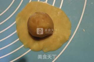 广式蛋黄月饼的做法步骤：7
