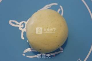 南瓜煎饼的做法步骤：2