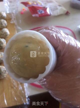花生芝麻馅月饼的做法步骤：13