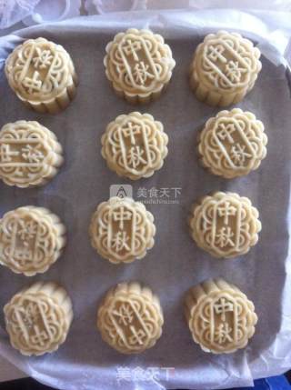 花生芝麻馅月饼的做法步骤：15