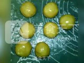 广式椰蓉月饼的做法步骤：13