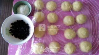 黑加仑早餐包的做法步骤：3