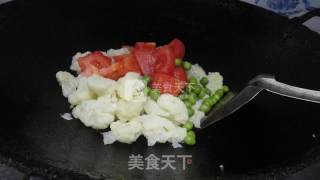 【肥肥妈的美味手记】——番茄炒花菜的做法步骤：2