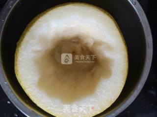 雪梨炖冰糖的做法步骤：1