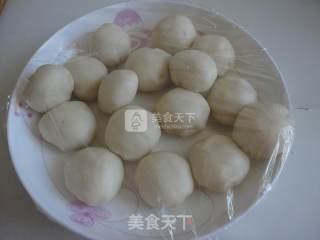 豆沙蛋黄酥的做法步骤：10