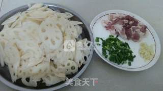 莲藕爆炒肉片的做法步骤：3