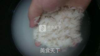 包菜瘦肉丁炒米饭的做法步骤：1