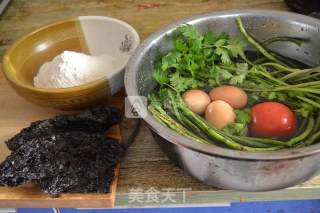 疙瘩汤的做法步骤：1