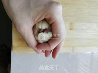 蛋黄酥的做法步骤：16