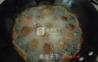 烧凤眼丸子的做法步骤：6