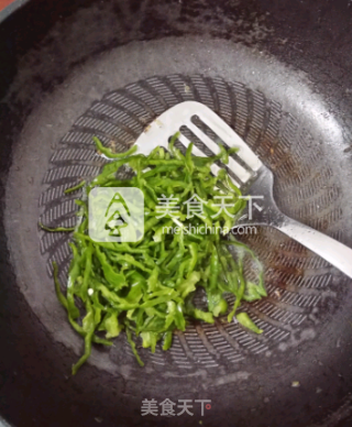青椒土豆丝的做法步骤：3