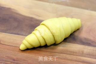德普烤箱食谱—金牛角面包的做法步骤：9
