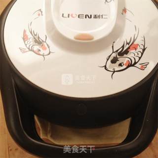杂粮贴饼子的做法步骤：7