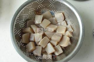 泡椒魔芋鸡块的做法步骤：2