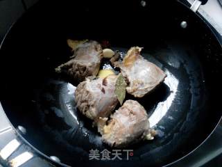 香卤牛肉的做法步骤：4