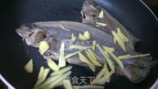 香煎龙利鱼的做法步骤：4