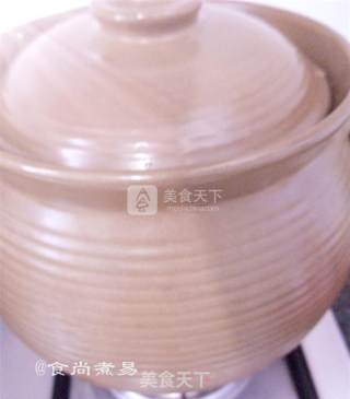 玉米胡萝卜猪骨汤的做法步骤：6
