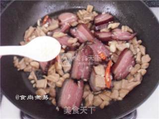 腊肉炒萝卜干的做法步骤：11