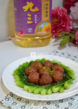 红烧猪肉莲藕丸子的做法步骤：17
