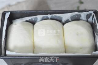 奶香土司的做法步骤：16