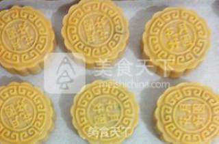 广式五仁月饼的做法步骤：12