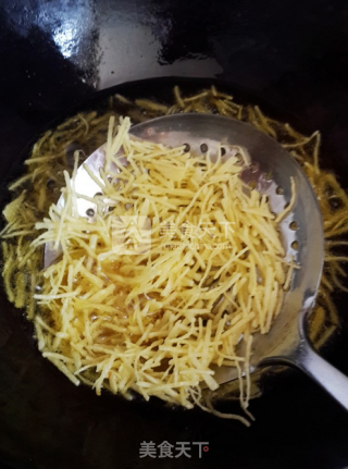 快手小吃嘎巴脆番茄土豆丝的做法步骤：4