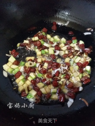 田园炒饭的做法步骤：4