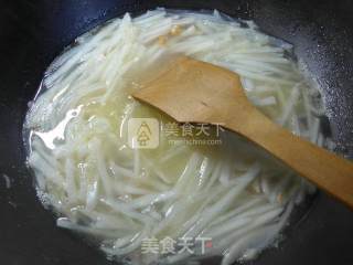 开洋萝卜汤的做法步骤：7