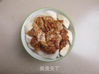 芋头蒸鸡块的做法步骤：5