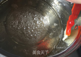 广式豆沙月饼的做法步骤：7