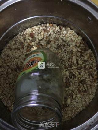 广式五仁月饼的做法步骤：3