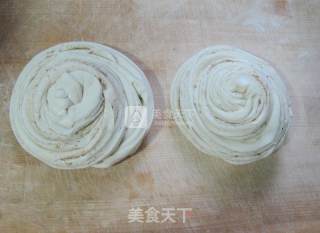 椒盐手抓饼的做法步骤：7