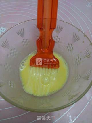 广式蛋黄板栗月饼的做法步骤：13