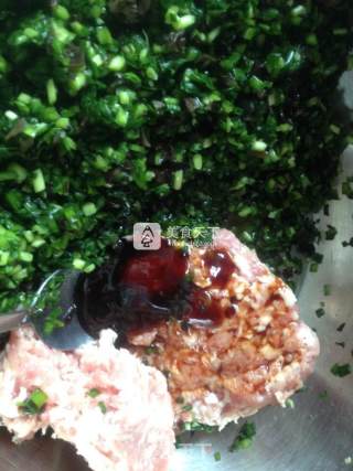 翡翠水饺的做法步骤：2