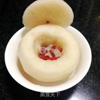 冰糖雪梨的做法步骤：1