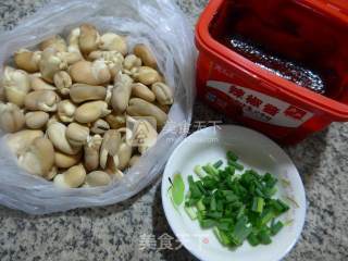 辣味蚕豆芽的做法步骤：1