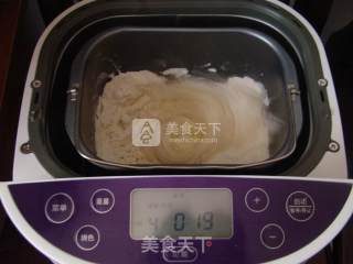 小兔挤挤面包和小狮子挤挤面包的做法步骤：2