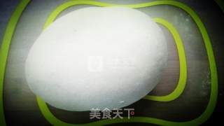 又闻韭菜盒子香的做法步骤：1
