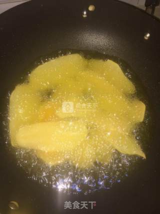 红薯片的做法步骤：2